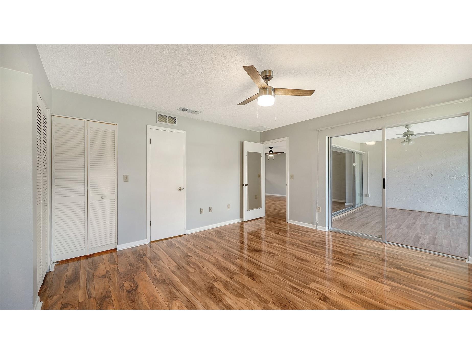 4103 Center Gate Boulevard #2 Sarasota FL 34233 A4687187 image21