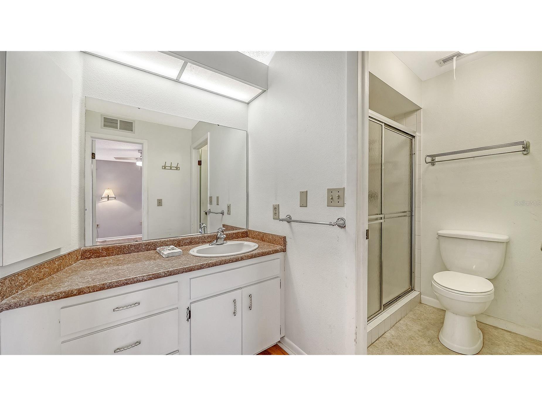 4103 Center Gate Boulevard #2 Sarasota FL 34233 A4687187 image22