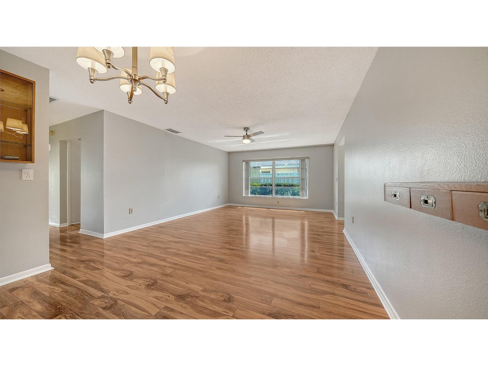 4103 Center Gate Boulevard #2 Sarasota FL 34233 A4687187 image7
