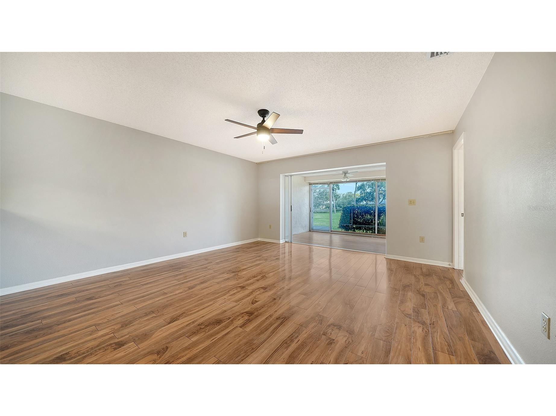 4103 Center Gate Boulevard #2 Sarasota FL 34233 A4687187 image8