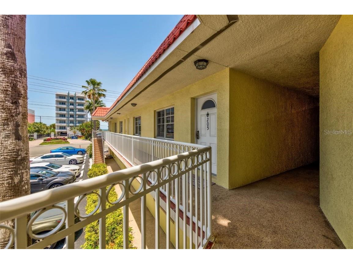 4103 Gulf Boulevard #205 Saint Pete Beach FL 33706 TB8357452 image2