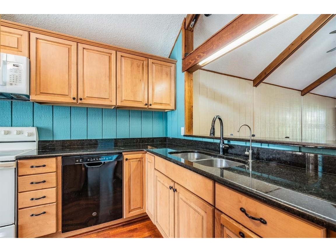 4103 Muriel Place #5-D Tampa FL 33614 TB8430314 image7