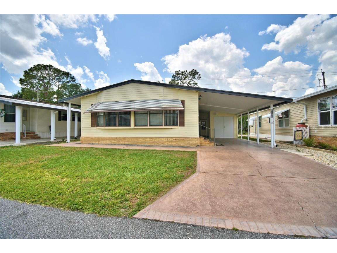 4103 Rolling Oaks Drive Winter Haven FL 33880 - Dinner Lake P4925468 image1