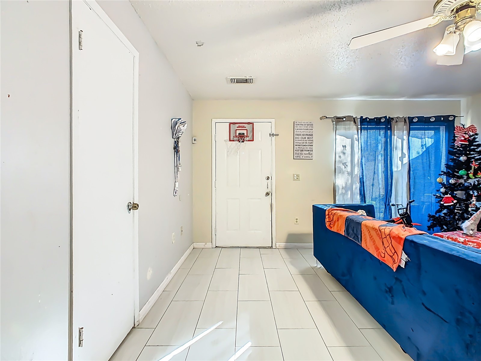 4103 Spitfire Avenue Kissimmee FL 34741 O6384633 image3