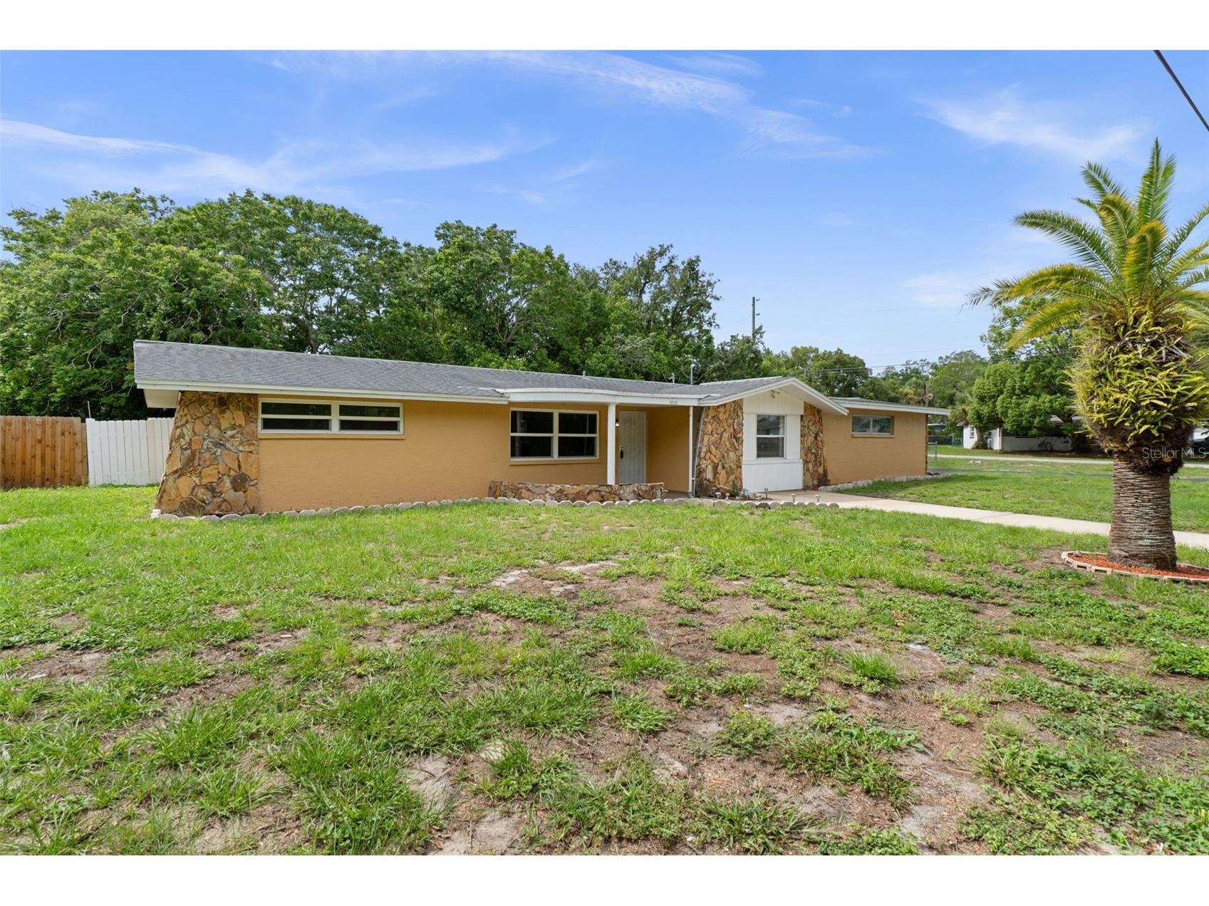 4104 Arrowhead Avenue Spring Hill FL 34606 W7886362 image2