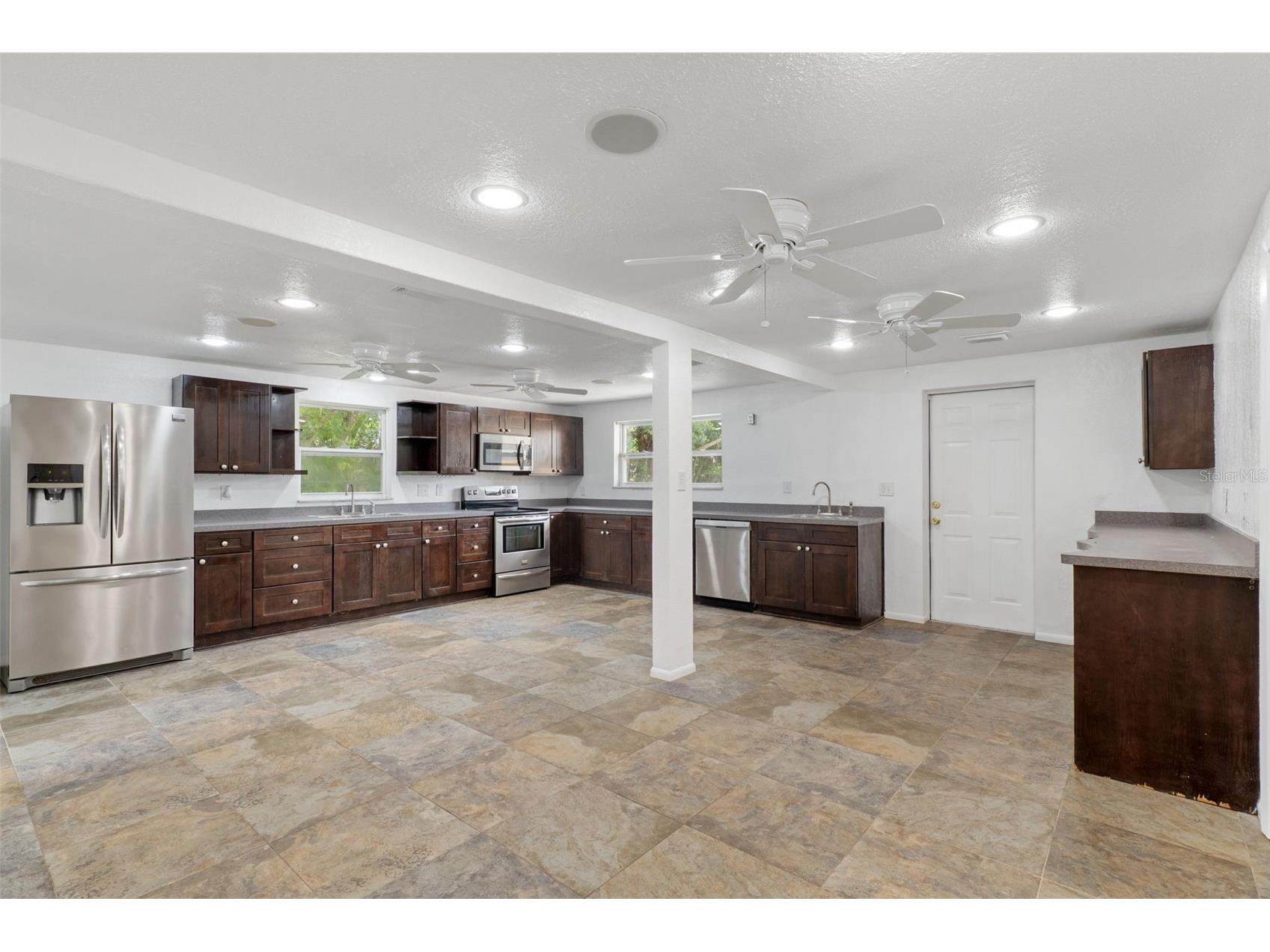 4104 Arrowhead Avenue Spring Hill FL 34606 W7886362 image6