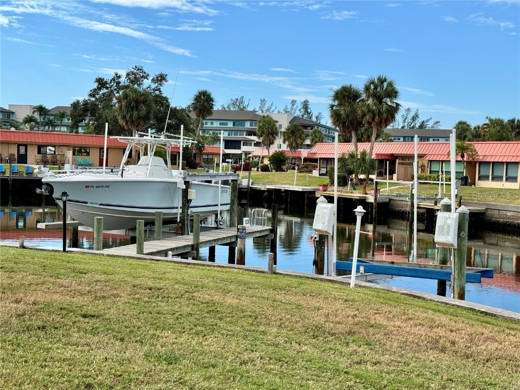 4104 Catalina Drive Bradenton FL 34210 - PALMA SOLA BAY A4670944 image1