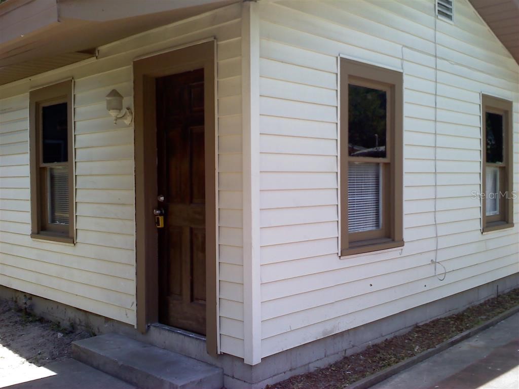 4104 Haines Road N Saint Petersburg FL 33703 U8214088 image1