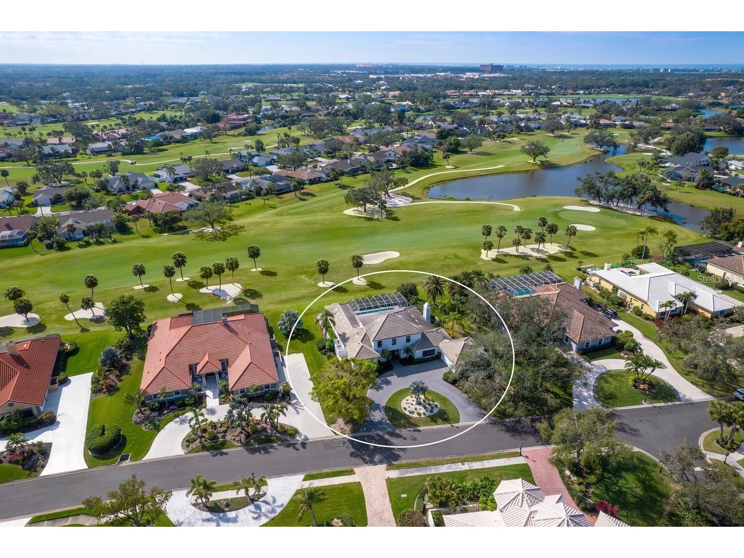 4104 Las Palmas Way Sarasota FL 34238 A4692377 image1