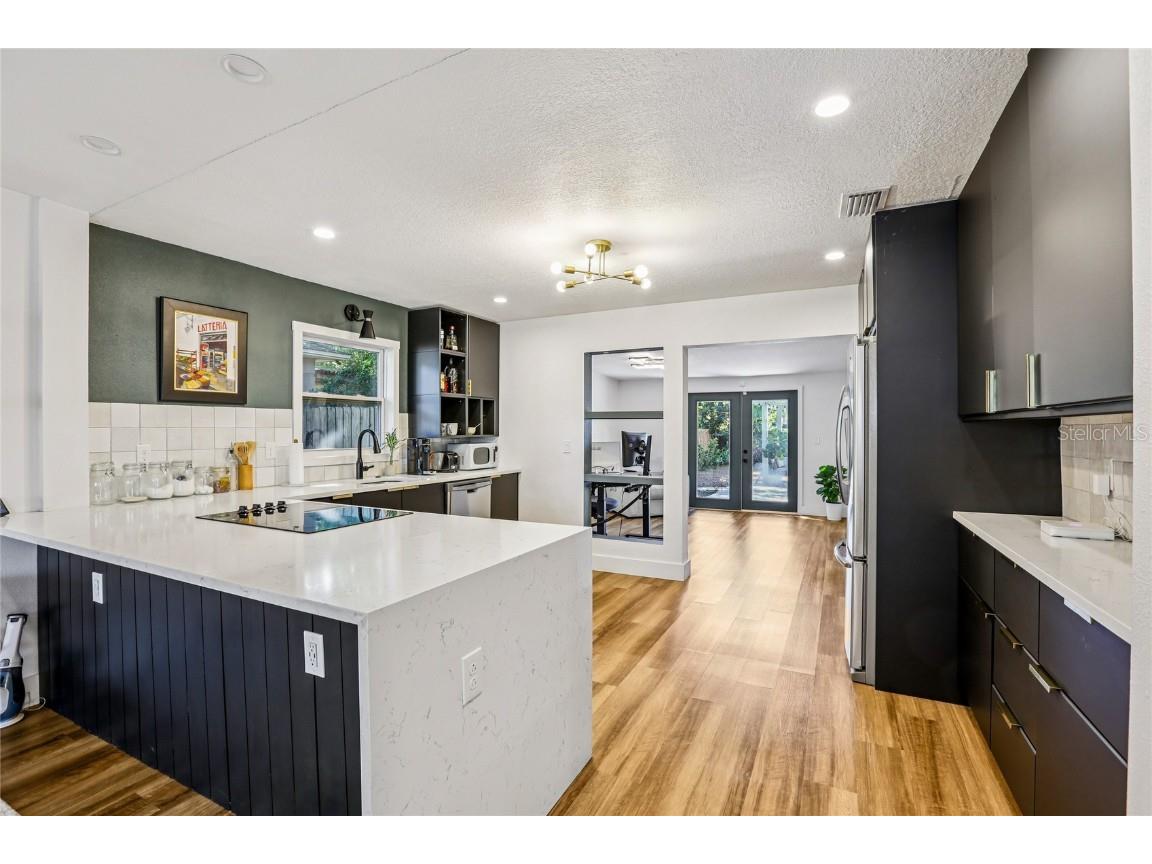 4104 N Seminole Avenue Tampa FL 33603 TB8449256 image14