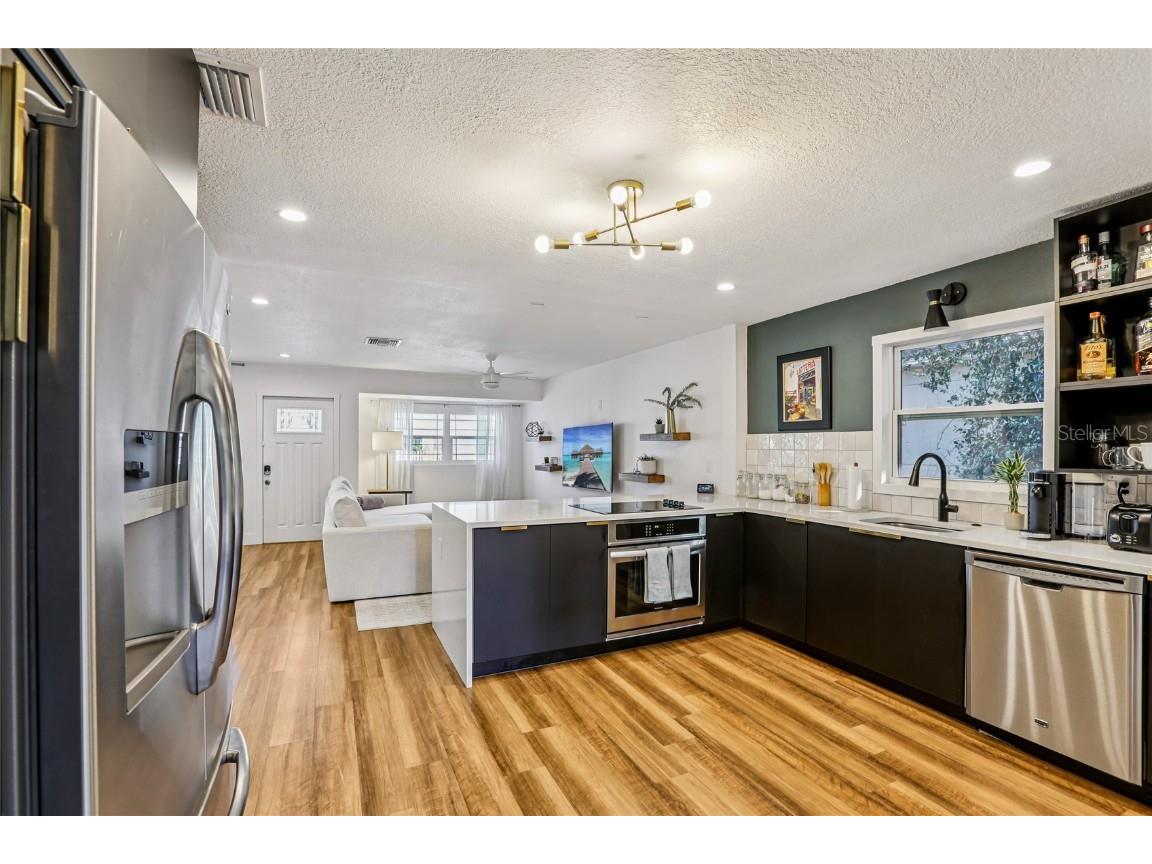 4104 N Seminole Avenue Tampa FL 33603 TB8449256 image17