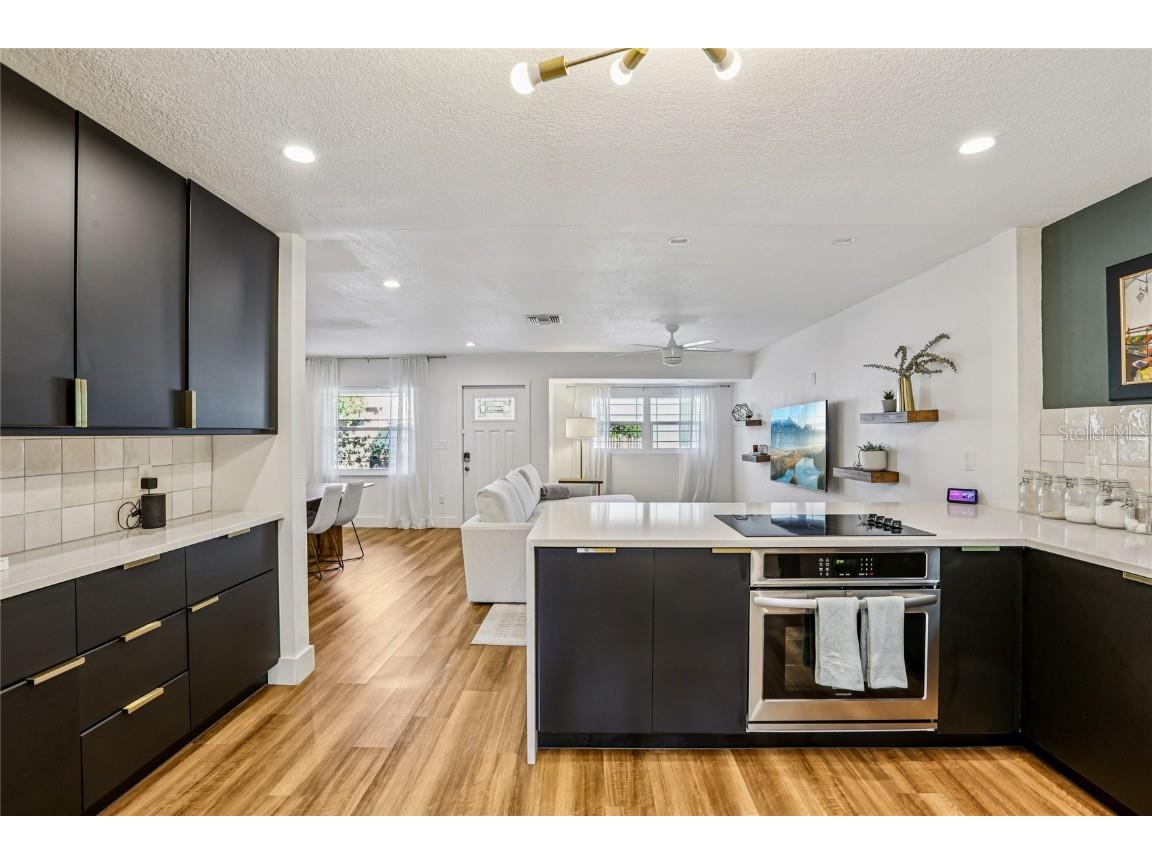 4104 N Seminole Avenue Tampa FL 33603 TB8449256 image18