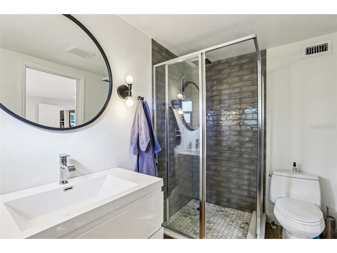 4104 N Seminole Avenue Tampa FL 33603 TB8449256 image29