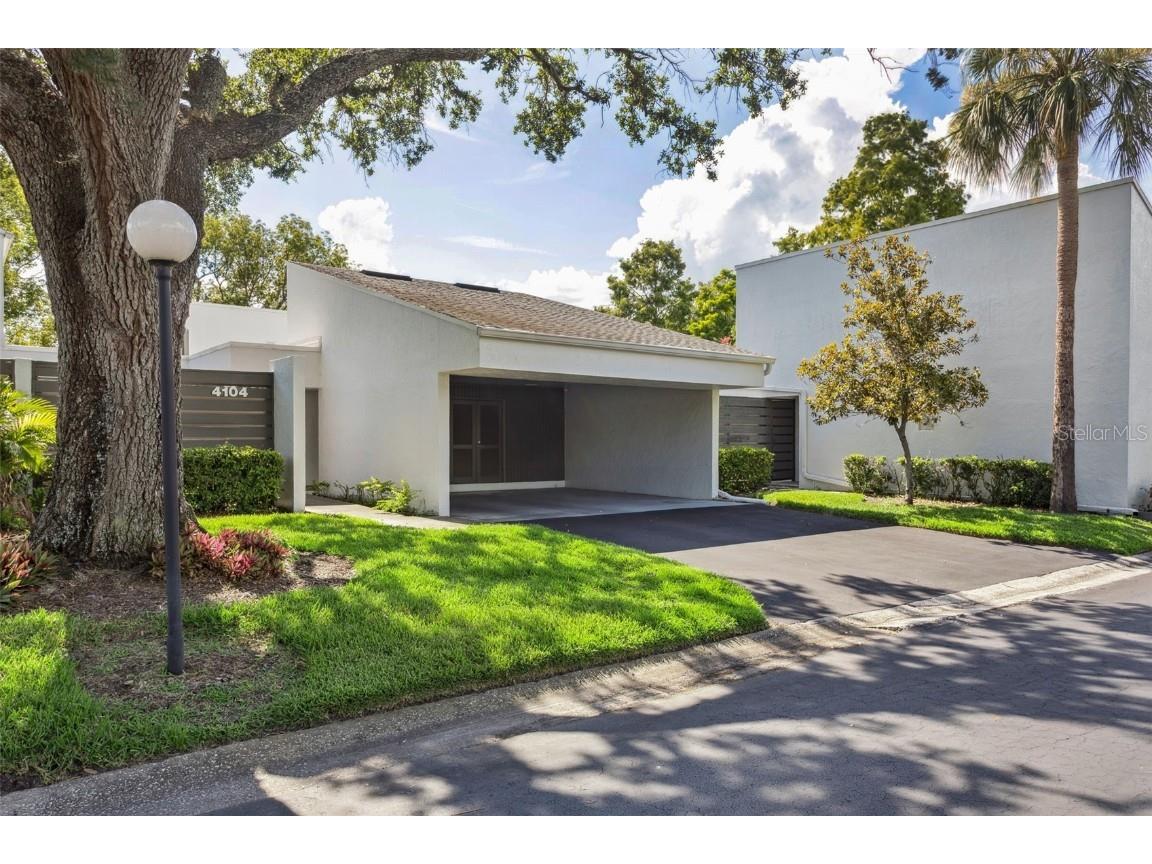 4104 Northmeadow Circle #4104 Tampa FL 33618 TB8403407 image1