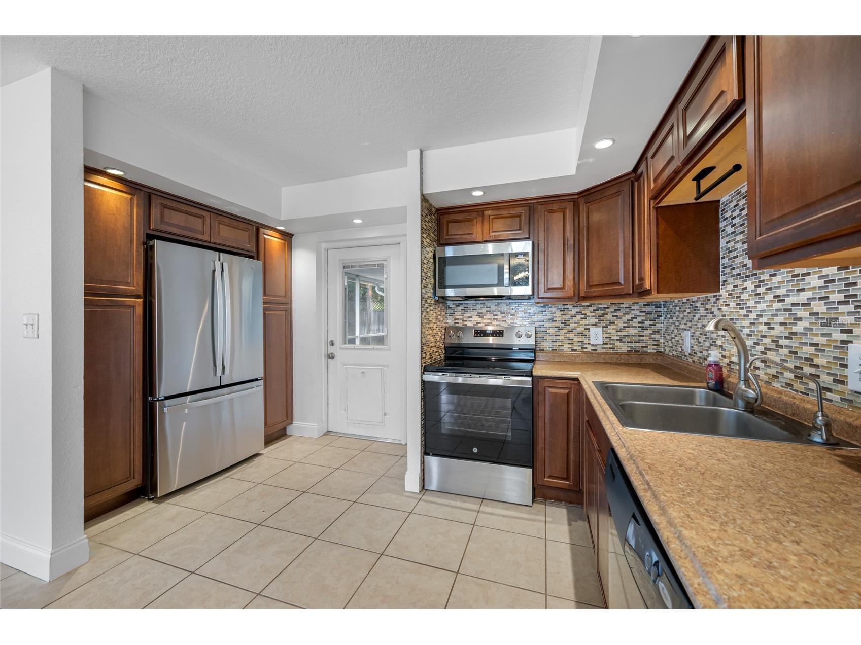 4104 W Leila Avenue Tampa FL 33616 TB8466290 image17