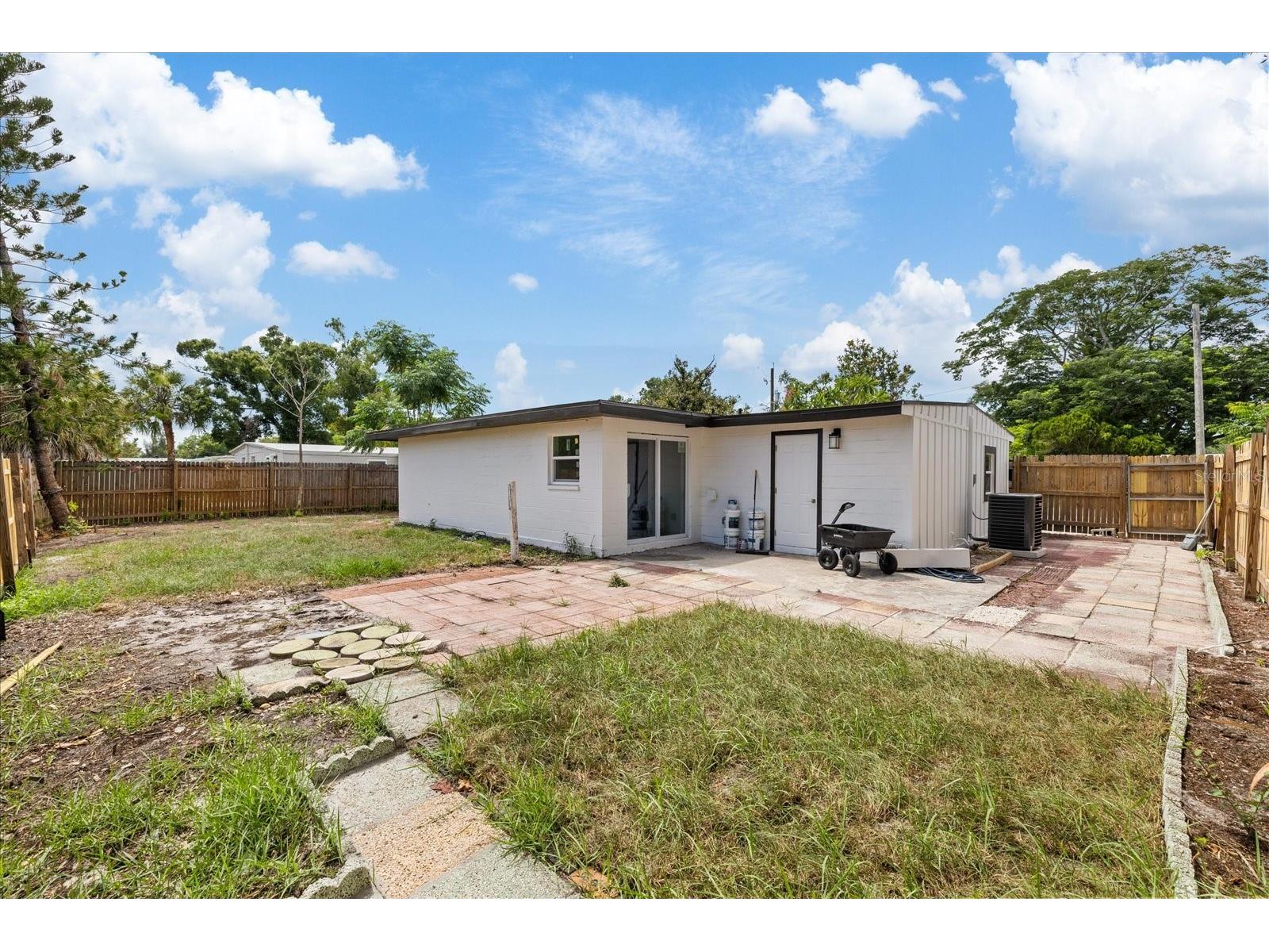 4104 W Montgomery Terrace Tampa FL 33616 TB8522249 image12