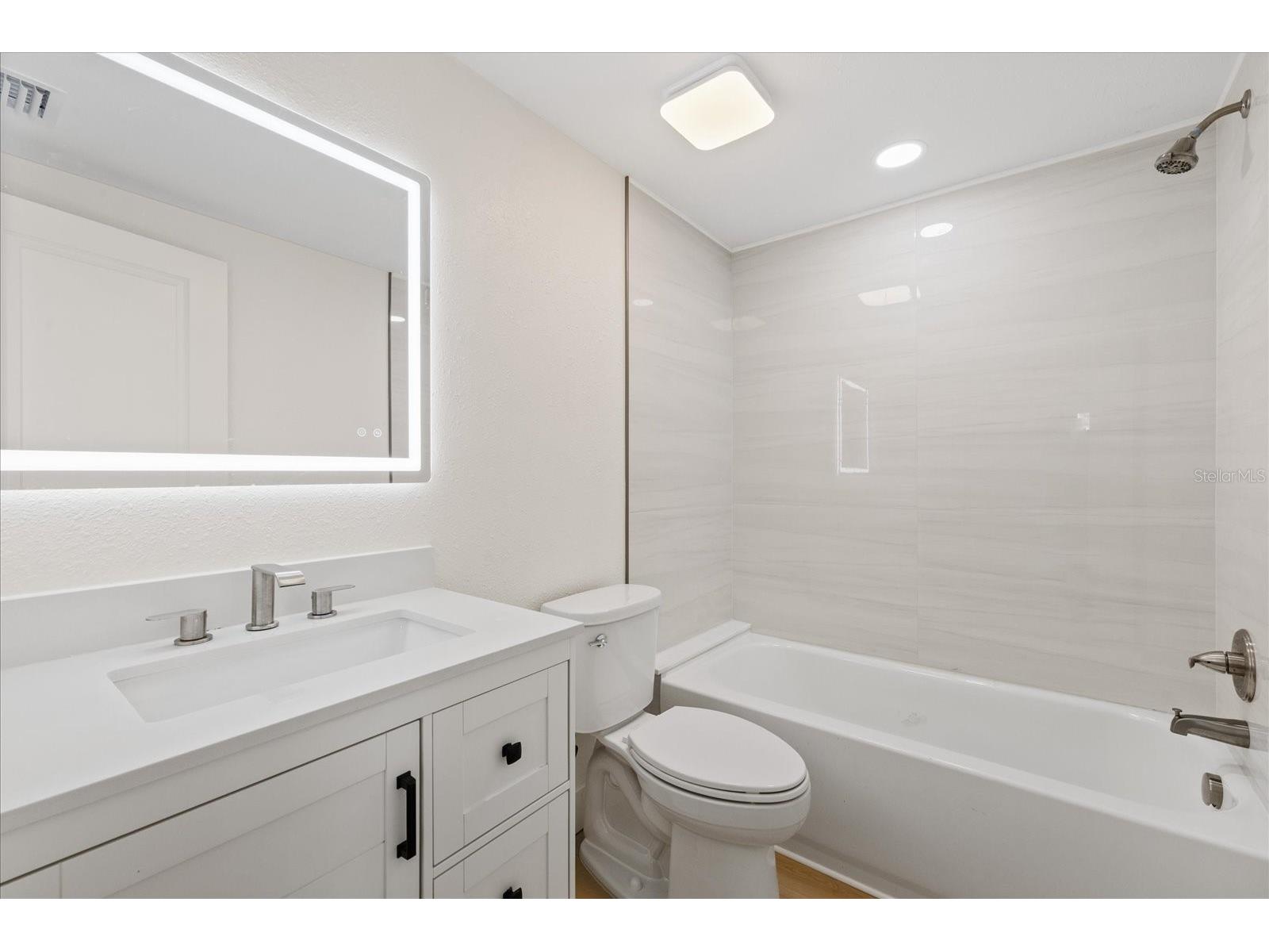 4104 W Montgomery Terrace Tampa FL 33616 TB8522249 image6