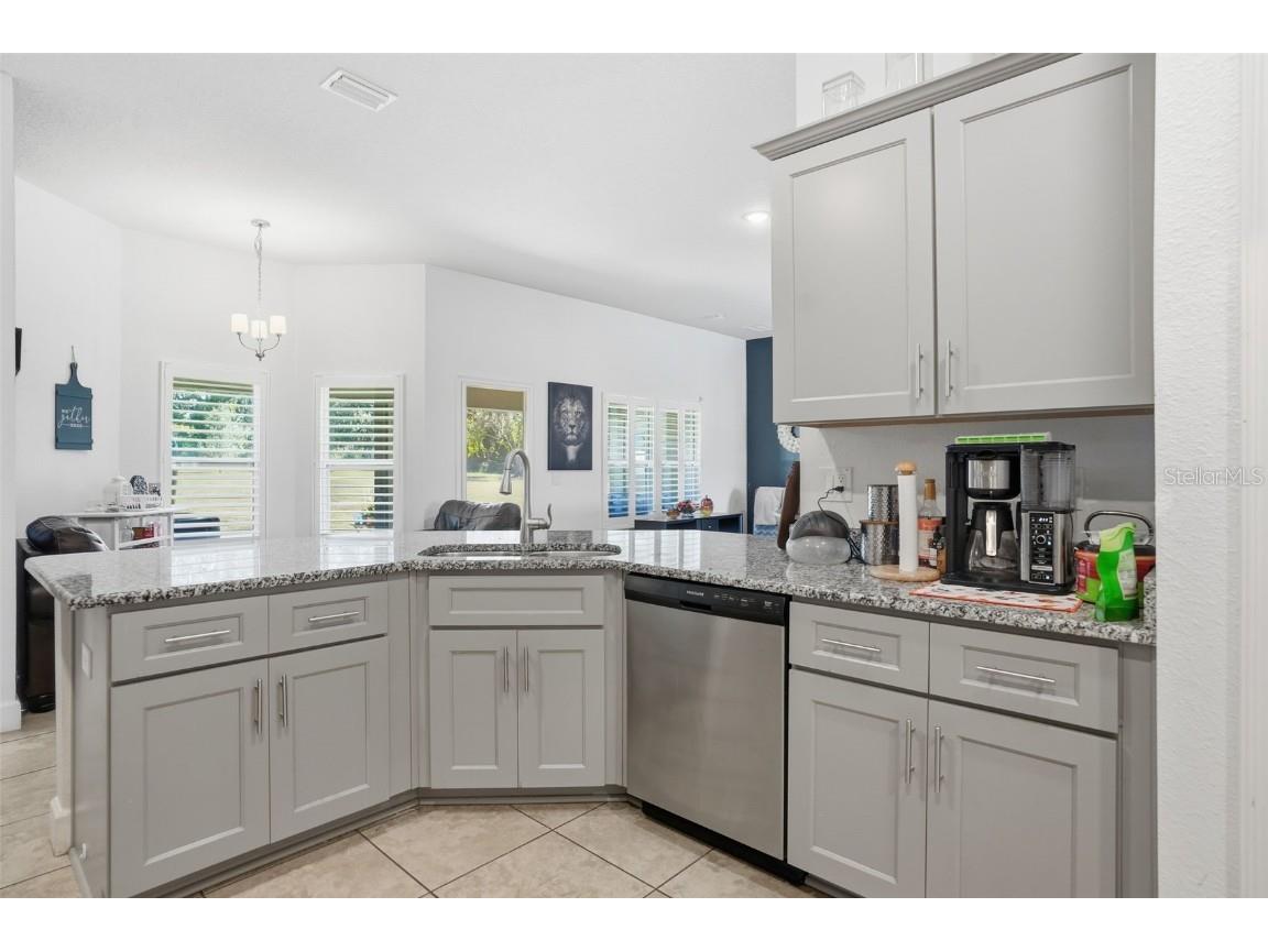 41043 Stanton Hall Dade City FL 33525 TB8448478 image9