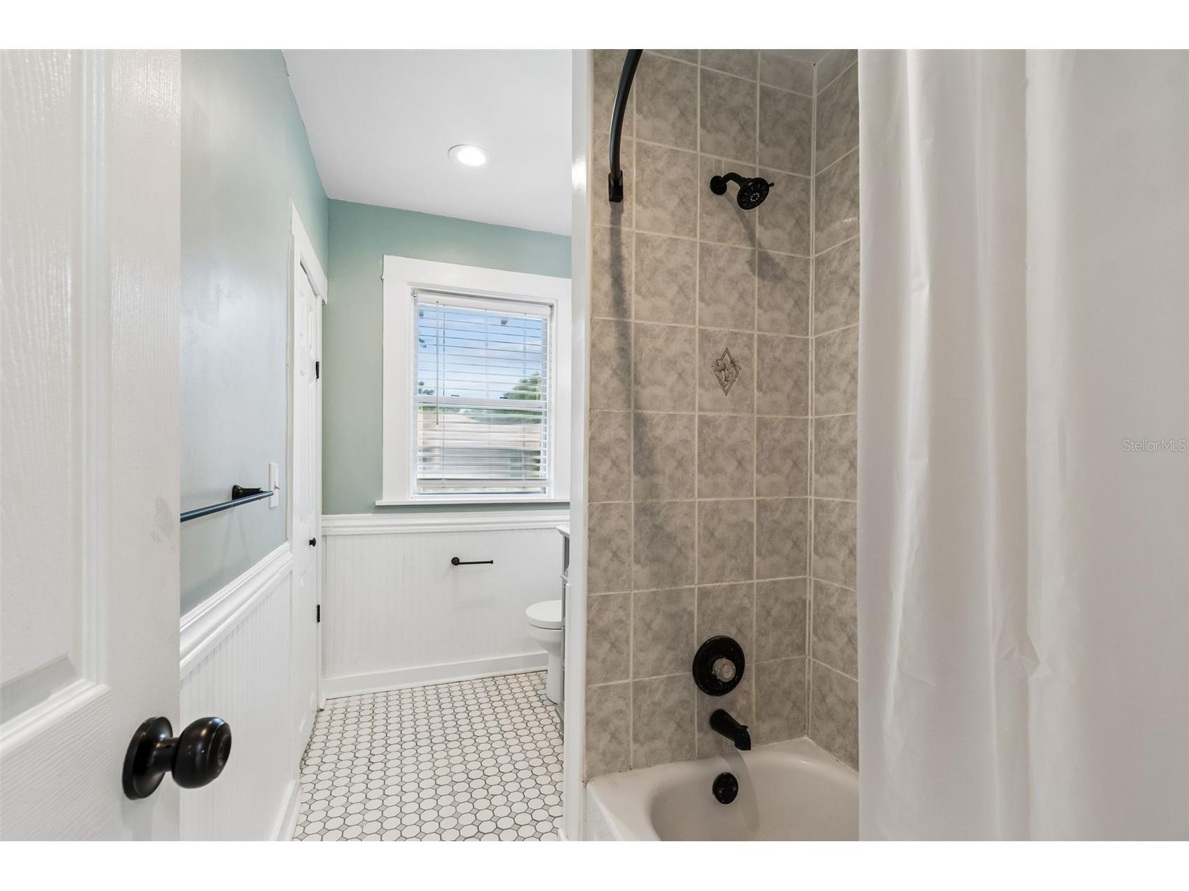 4105 18th Avenue S Saint Petersburg FL 33711 TB8501353 image15