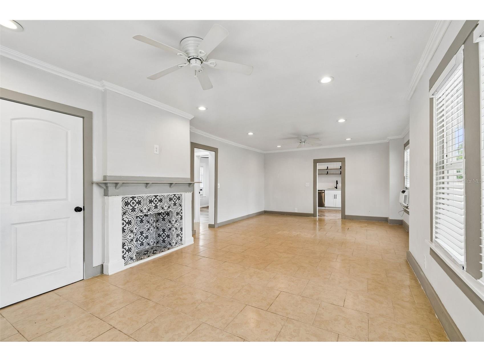 4105 18th Avenue S Saint Petersburg FL 33711 TB8501353 image23