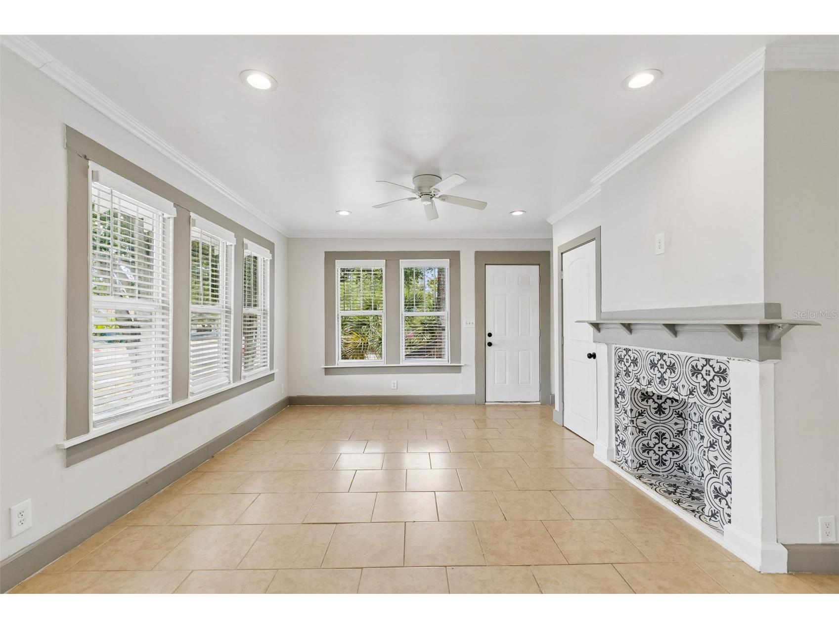 4105 18th Avenue S Saint Petersburg FL 33711 TB8501353 image25