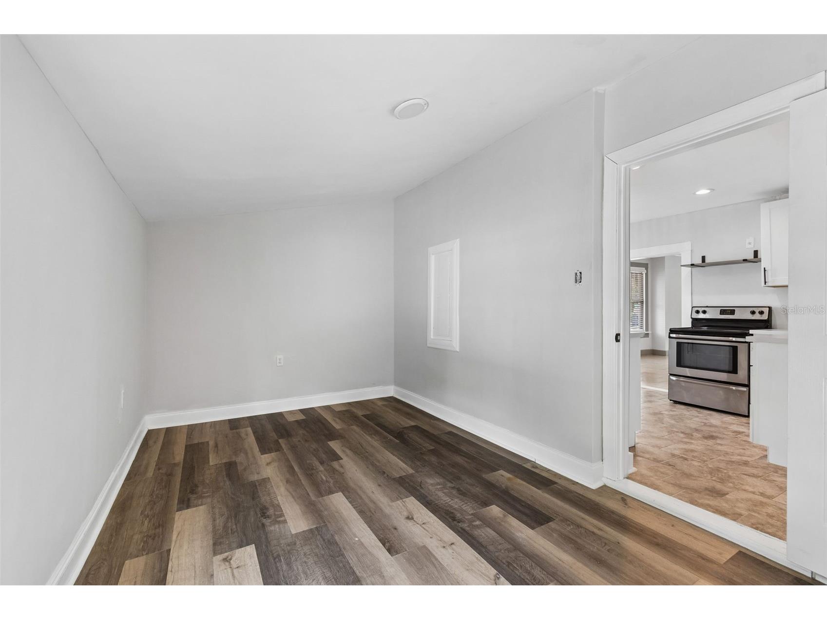 4105 18th Avenue S Saint Petersburg FL 33711 TB8501353 image35