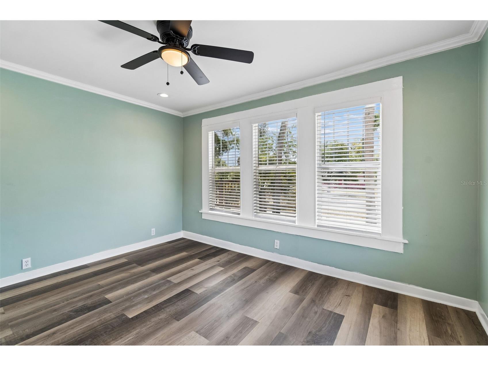 4105 18th Avenue S Saint Petersburg FL 33711 TB8501353 image42