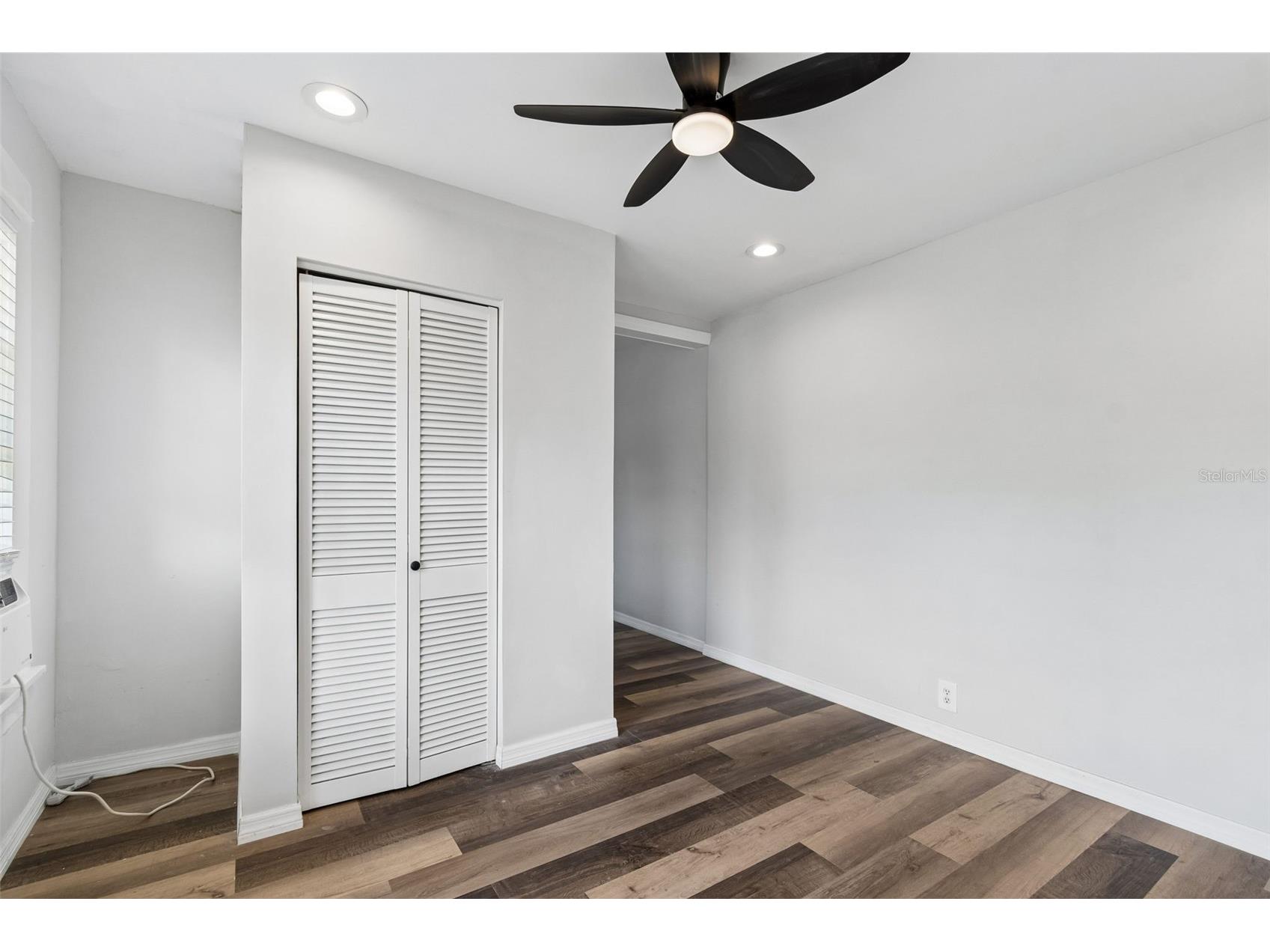 4105 18th Avenue S Saint Petersburg FL 33711 TB8501353 image44