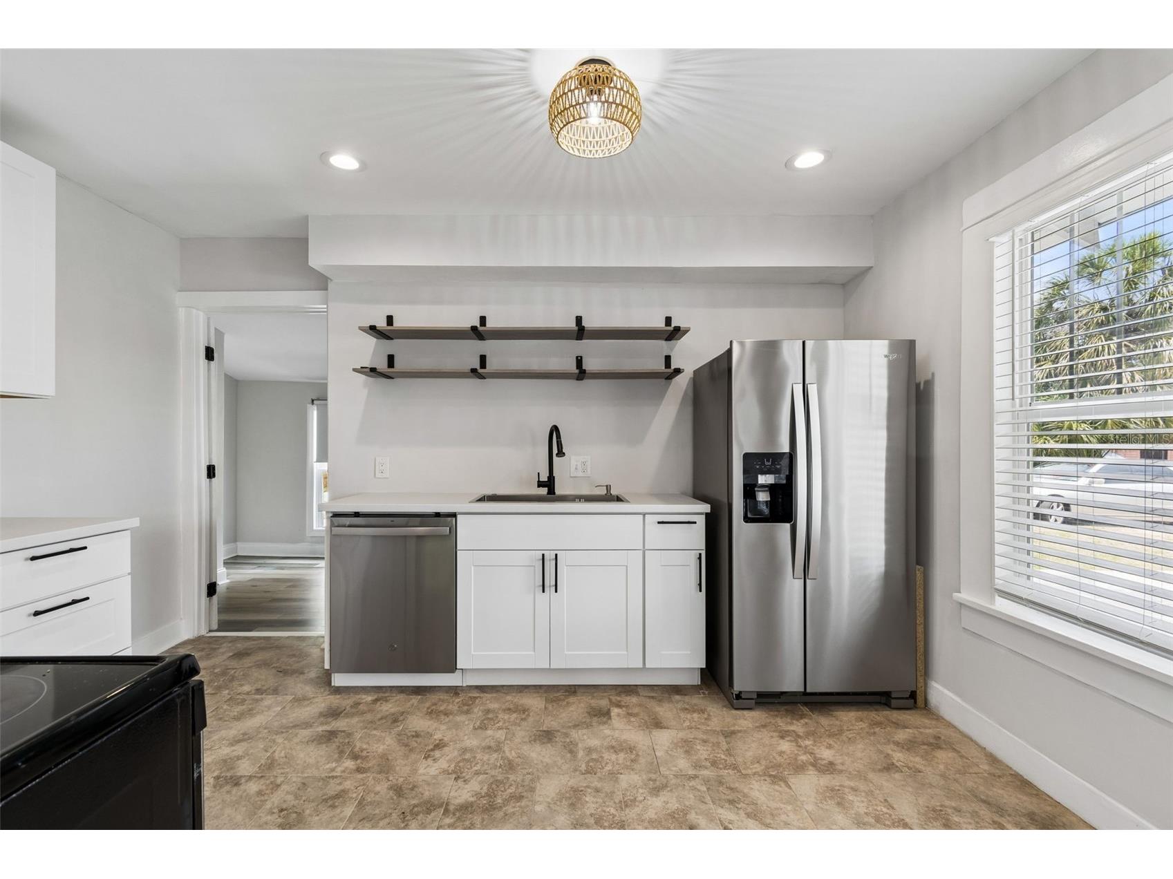 4105 18th Avenue S Saint Petersburg FL 33711 TB8501353 image6