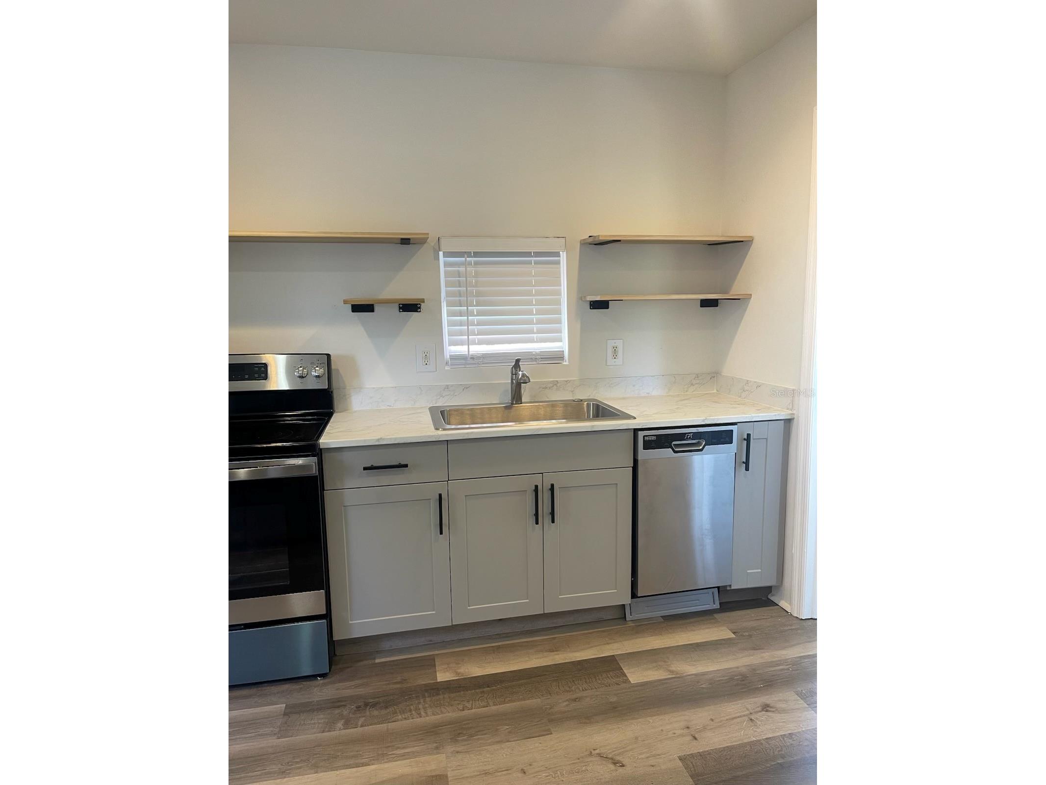 4105 18th Avenue S Saint Petersburg FL 33711 TB8501353 image62