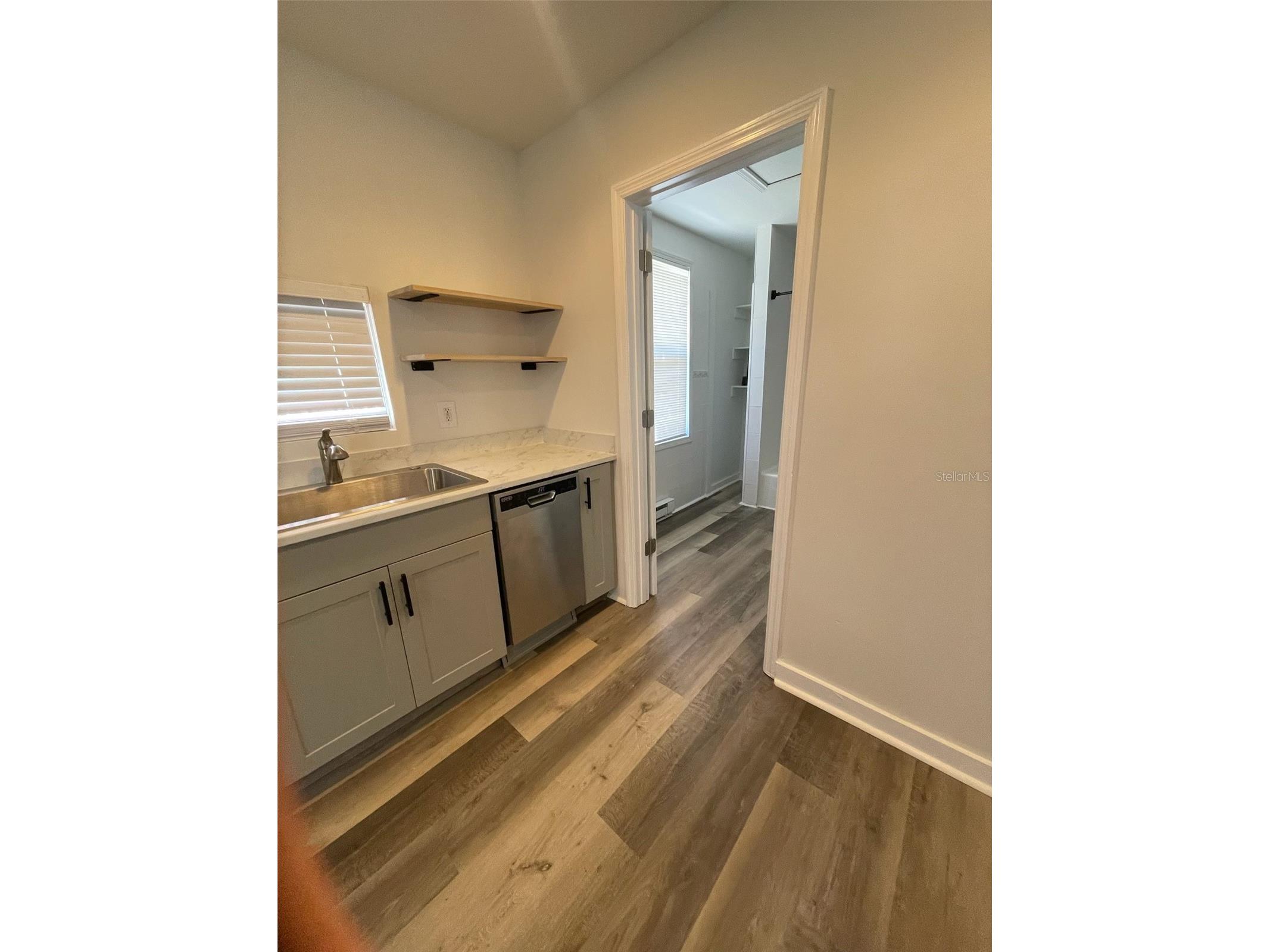 4105 18th Avenue S Saint Petersburg FL 33711 TB8501353 image63