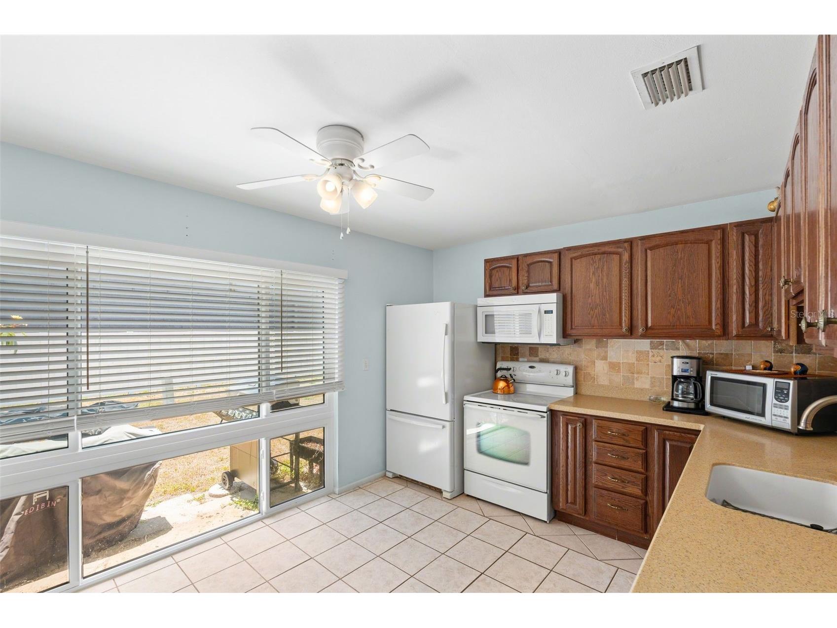 4105 43rd Avenue W Bradenton FL 34205 A4694439 image7