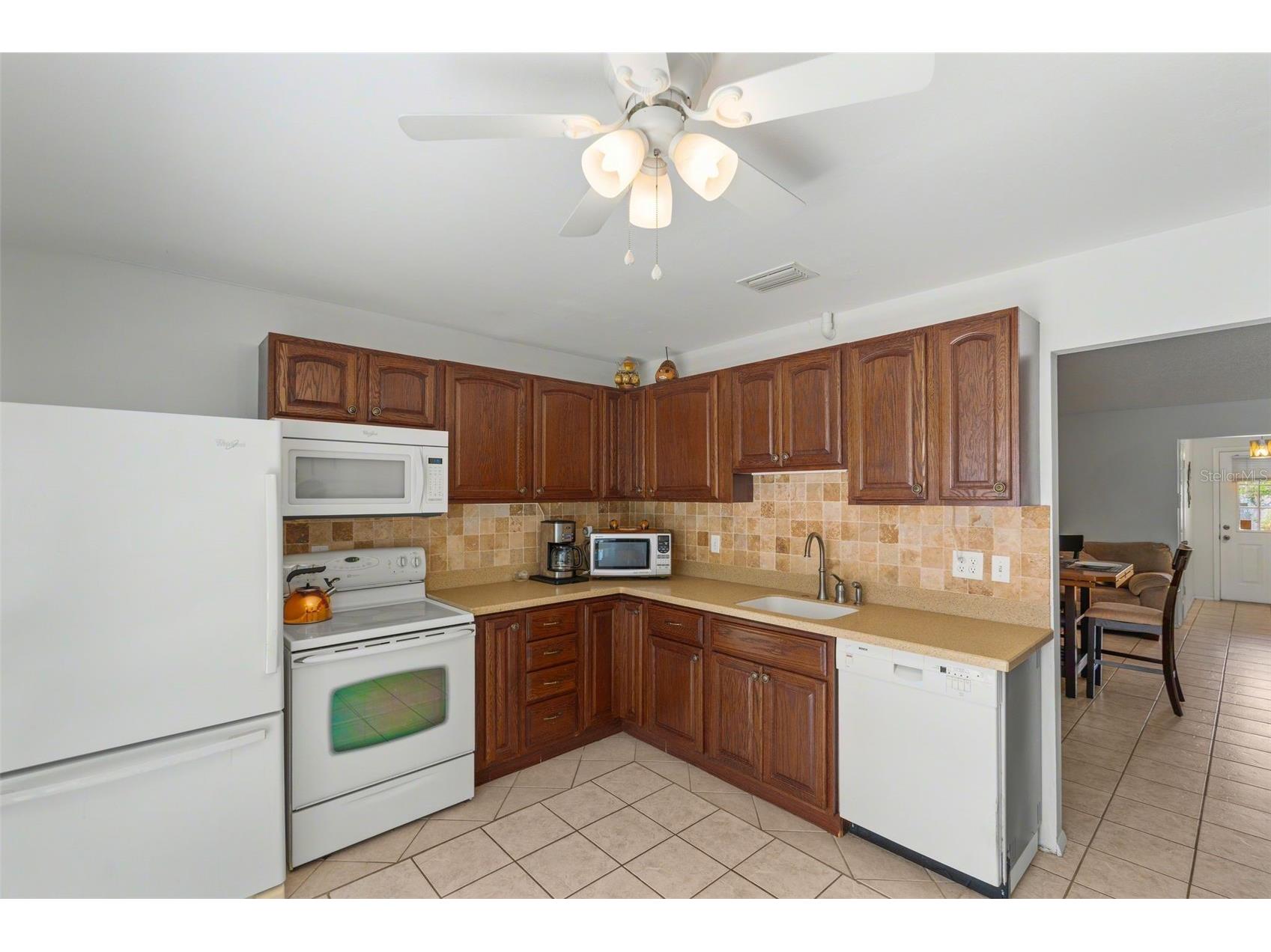 4105 43rd Avenue W Bradenton FL 34205 A4694439 image8