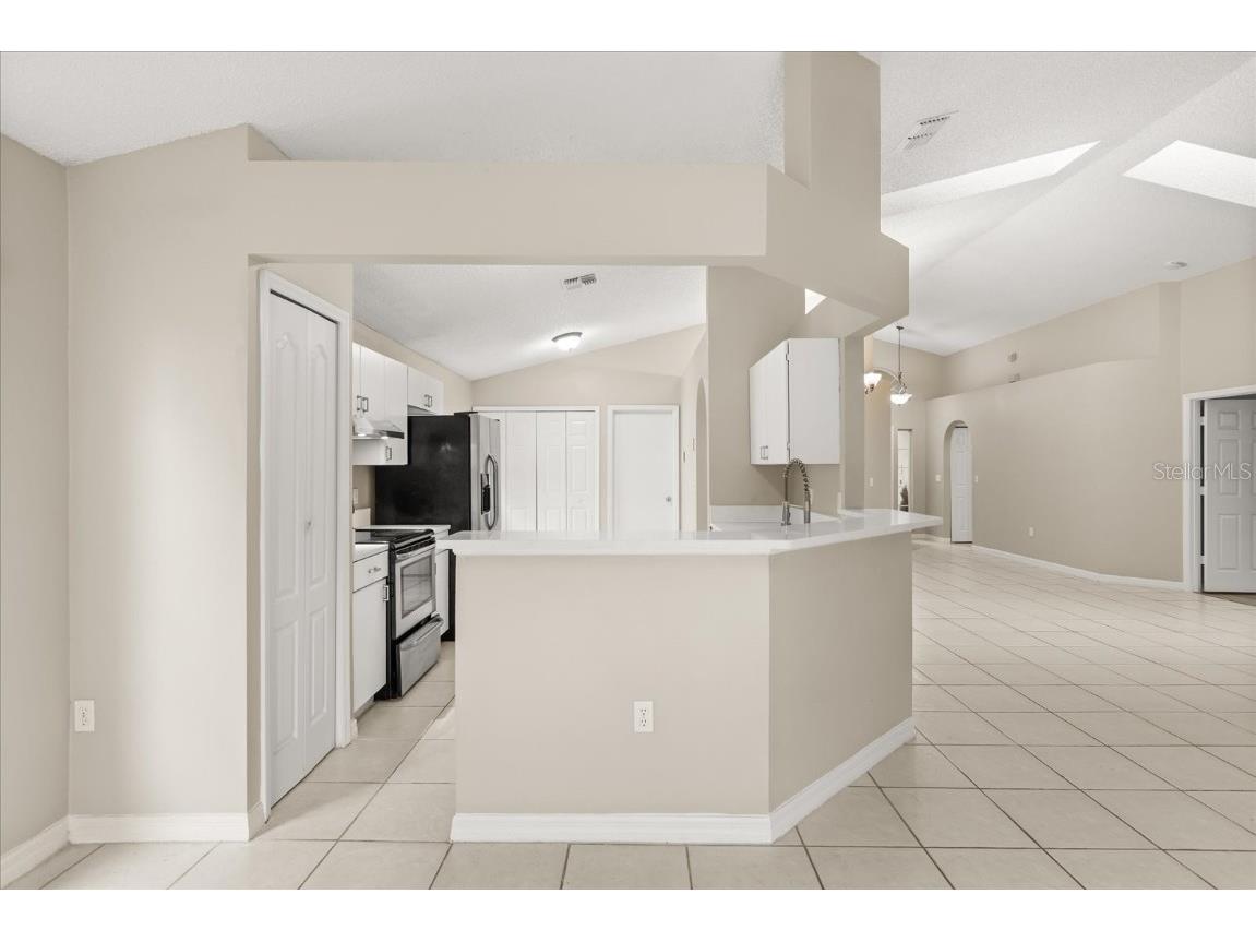 4105 Mendenwood Lane Orlando FL 32826 OM710601 image10