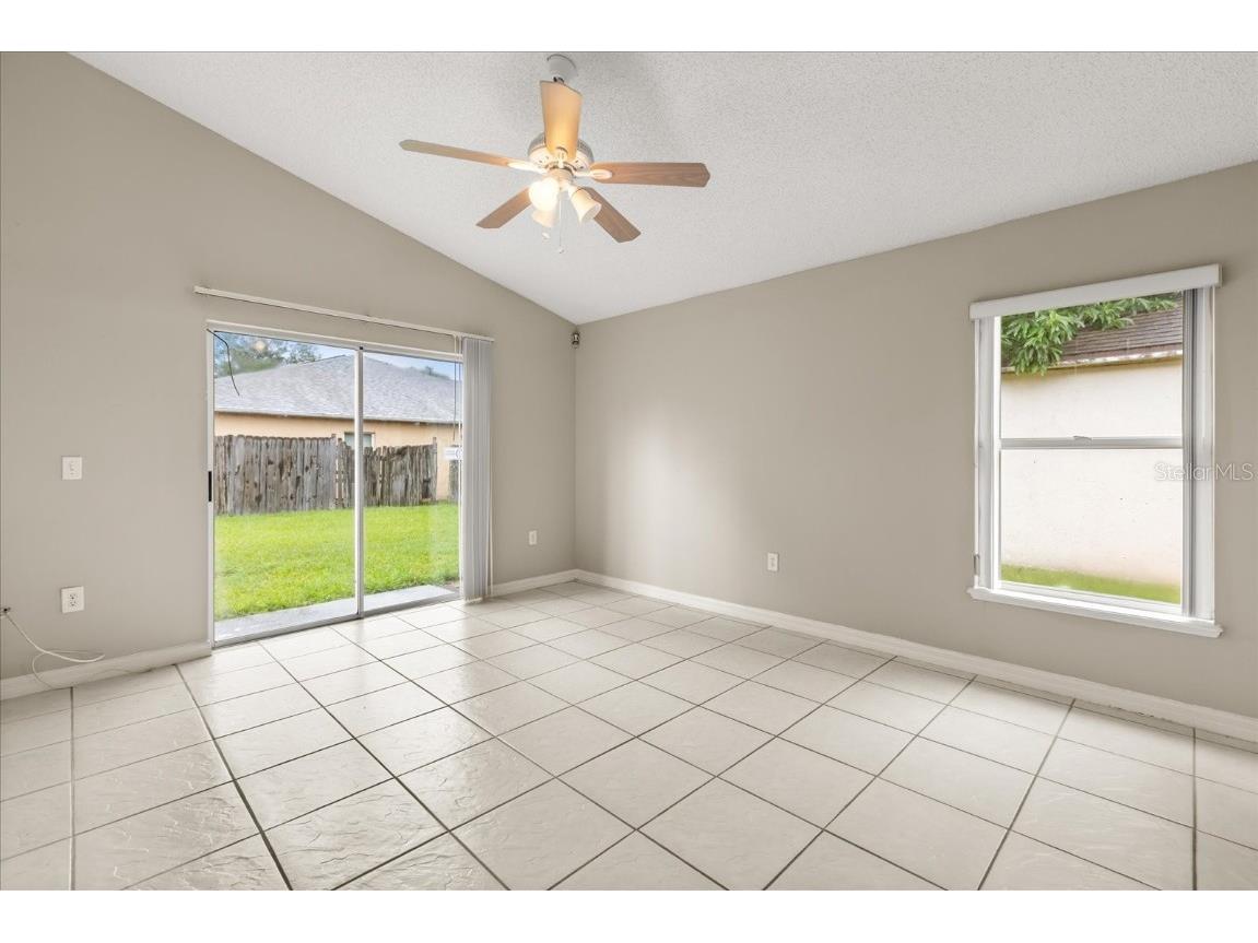 4105 Mendenwood Lane Orlando FL 32826 OM710601 image8