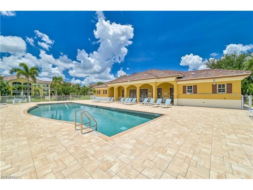 4105 Residence Drive #721 Fort Myers FL 33901 A4655946 image1