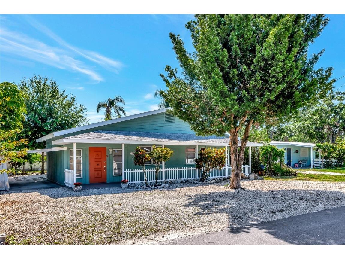 4105 Rockefeller Avenue Sarasota FL 34231 A4648915 image1