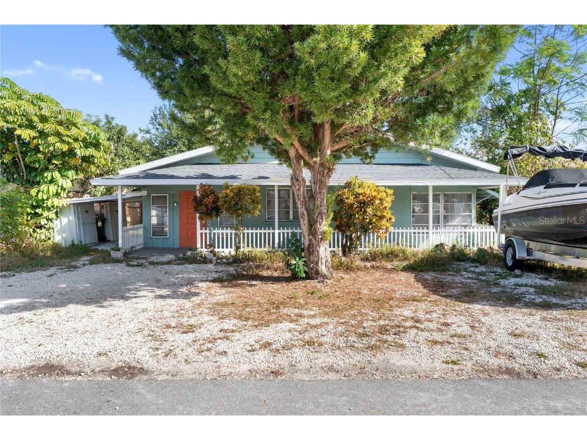 4105 Rockefeller Avenue Sarasota FL 34231 A4676273 image1