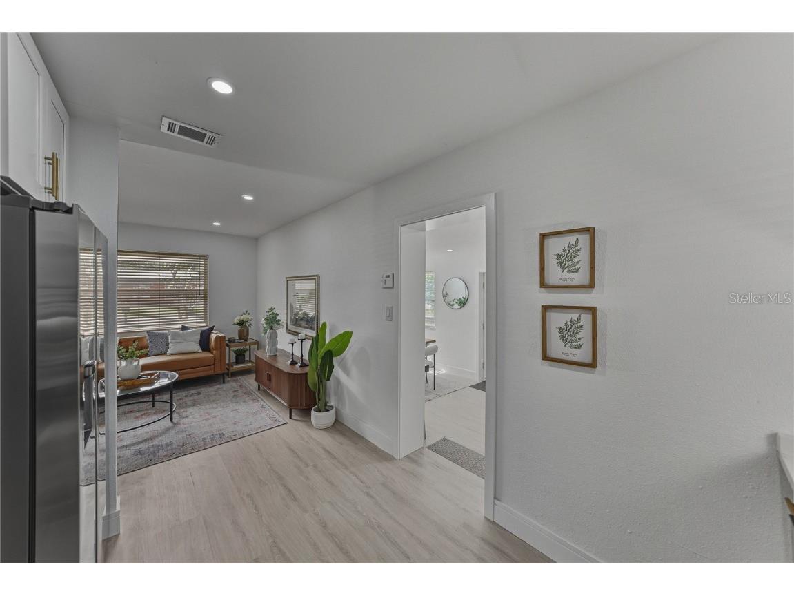 4105 W Bay Villa Avenue Tampa FL 33611 TB8459133 image14