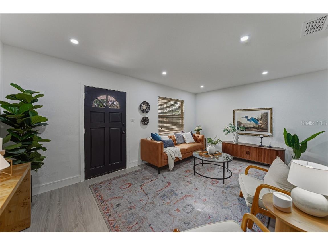 4105 W Bay Villa Avenue Tampa FL 33611 TB8459133 image5