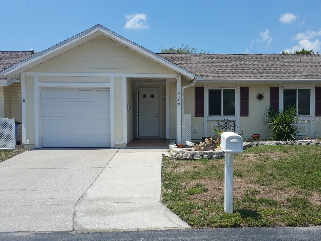 4106 39th Street W Bradenton FL 34205 A4576675 image1