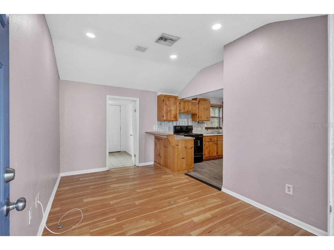 4106 56th Avenue N Saint Petersburg FL 33714 TB8433678 image12