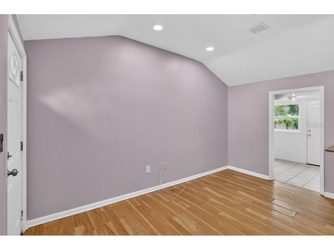 4106 56th Avenue N Saint Petersburg FL 33714 TB8433678 image13