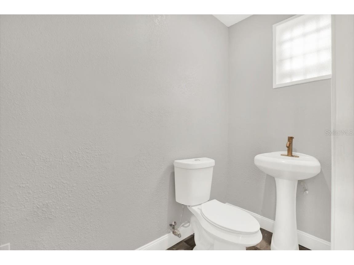 4106 N 22nd Street N Tampa FL 33610 TB8433221 image6