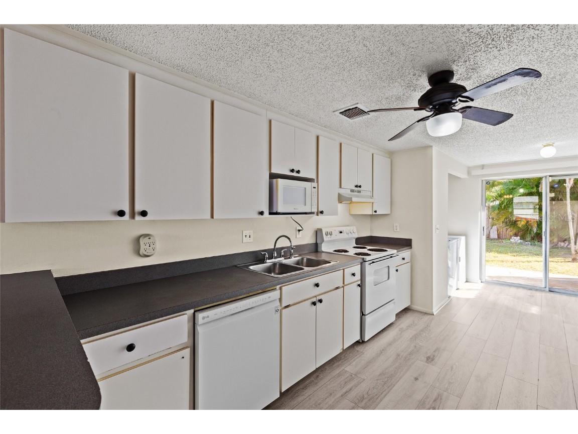 4107 78th Street W Bradenton FL 34209 A4671699 image7