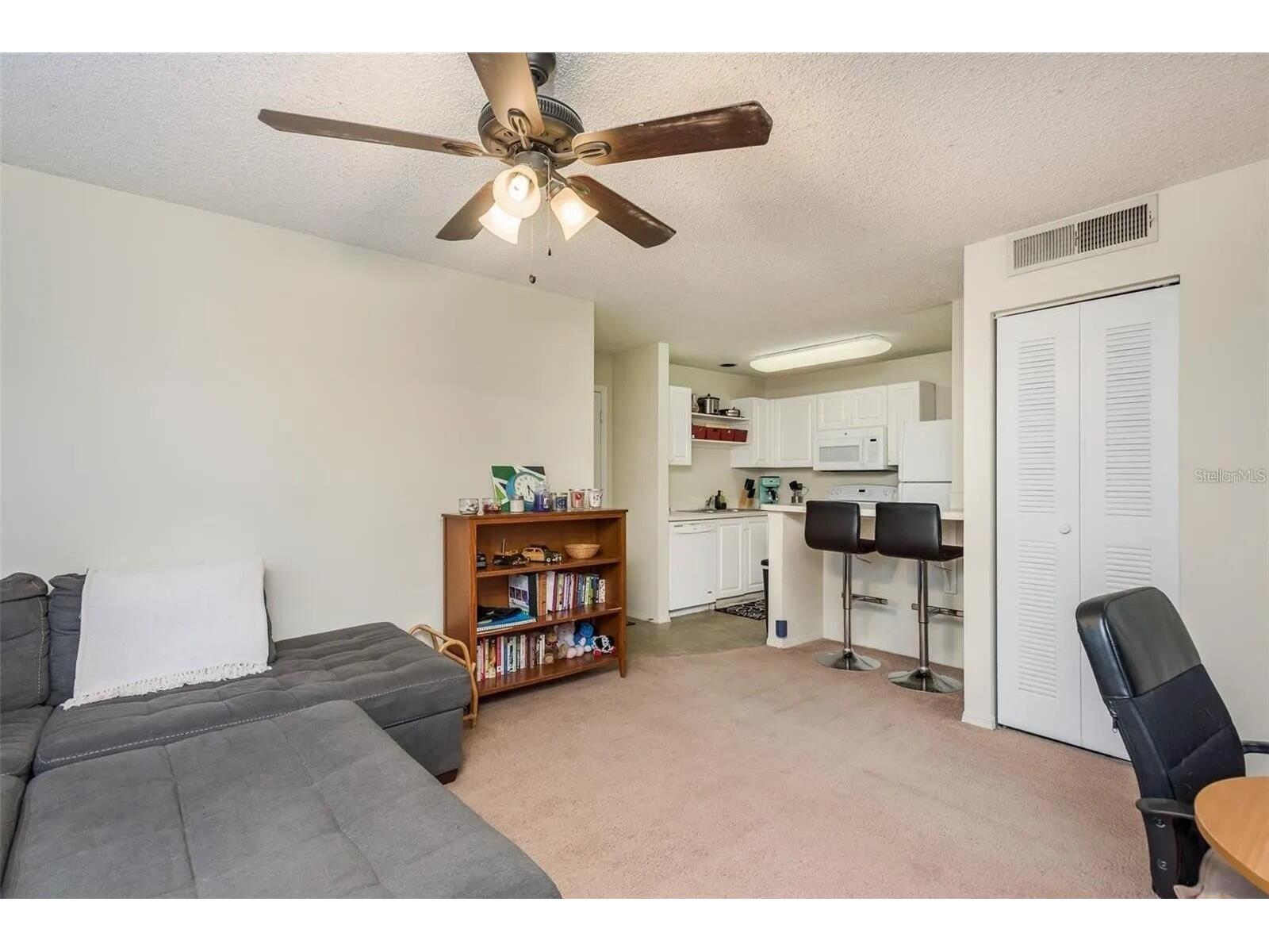 4107 Chatham Oak Court #313 Tampa FL 33624 O6403046 image2