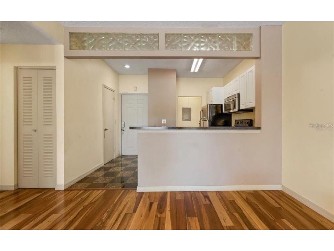 4107 Chatham Oak Court #326 Tampa FL 33624 GC541967 image5
