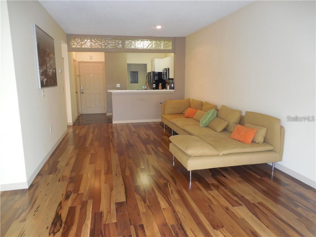 4107 Chatham Oak Court #326 Tampa FL 33624 TB8437883 image5