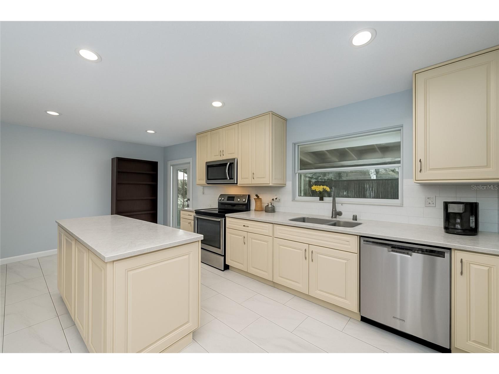 4107 Hudson Way Tampa FL 33618 TB8513672 image10