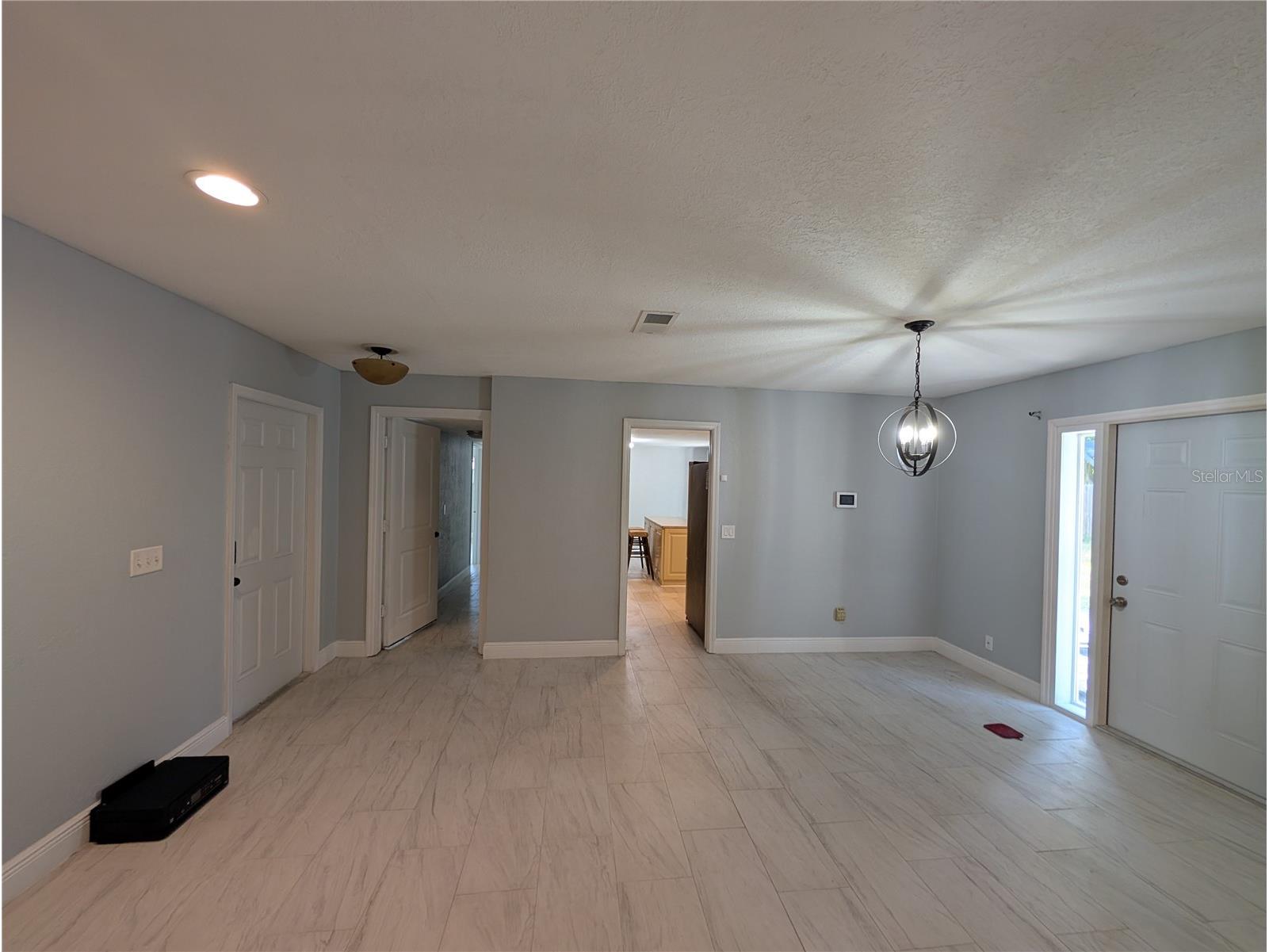 4107 Hudson Way Tampa FL 33618 TB8518369 image14